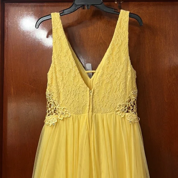 Prom Dress Yellow💛 NWOT - Picture 3 of 9